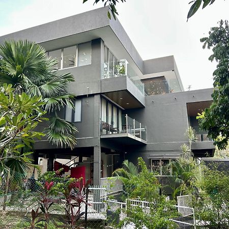 Aroha Seaview Villa - Private Pool - Pantai Cenang  Kültér fotó