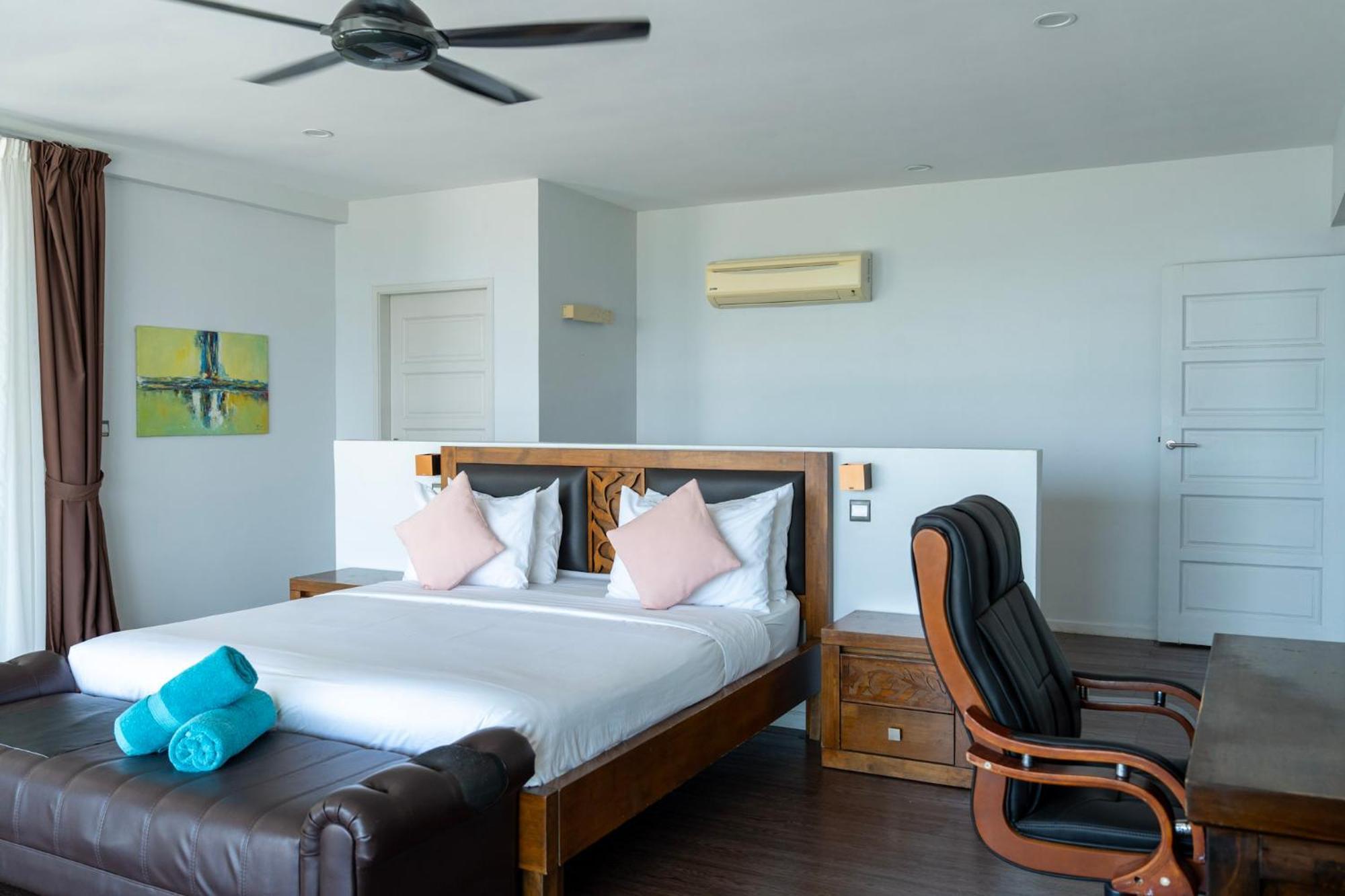 Aroha Seaview Villa - Private Pool - Pantai Cenang  Kültér fotó